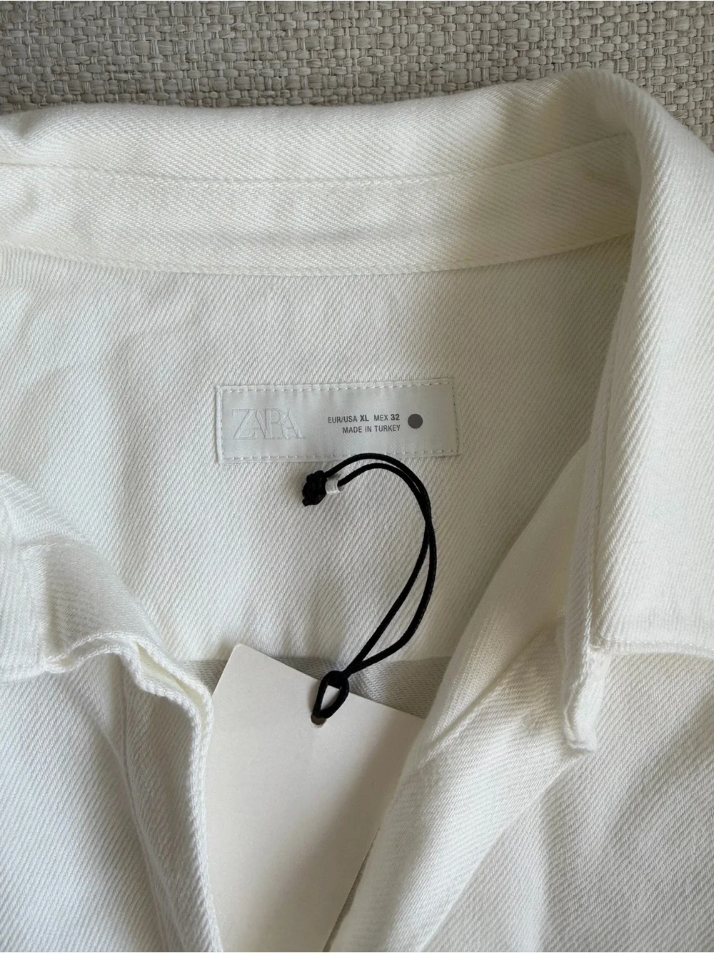 Zara ZW Collection White Denim Puff-Sleeve Button-Front Top - Picture 5 of 8